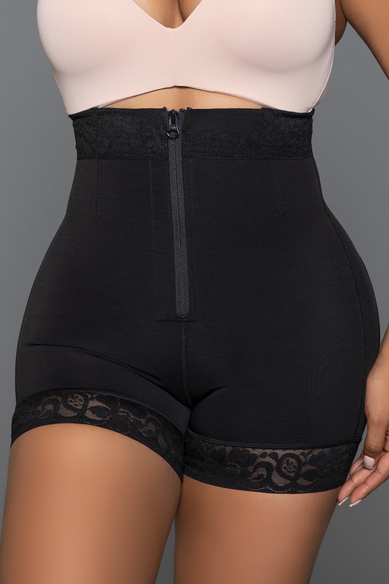 FEFE Close Bodyshaper